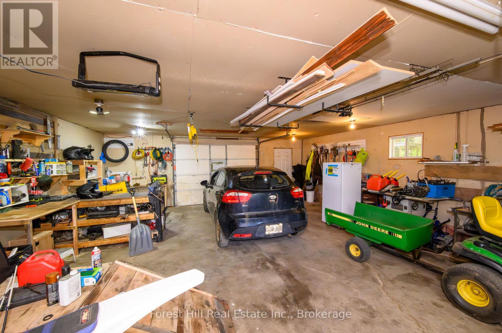 917 Portage Road, Lake Of Bays, Ontario  P1H 2J6 - Photo 24 - X12156233