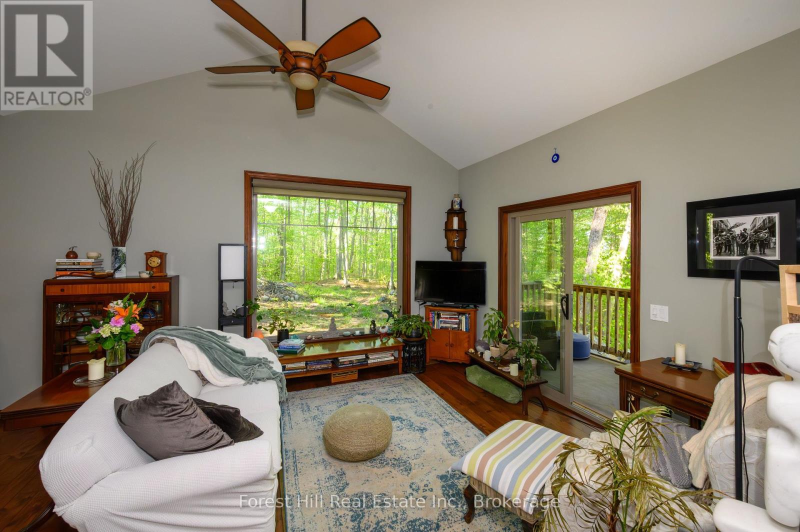 917 Portage Road, Lake Of Bays, Ontario  P1H 2J6 - Photo 31 - X12156233