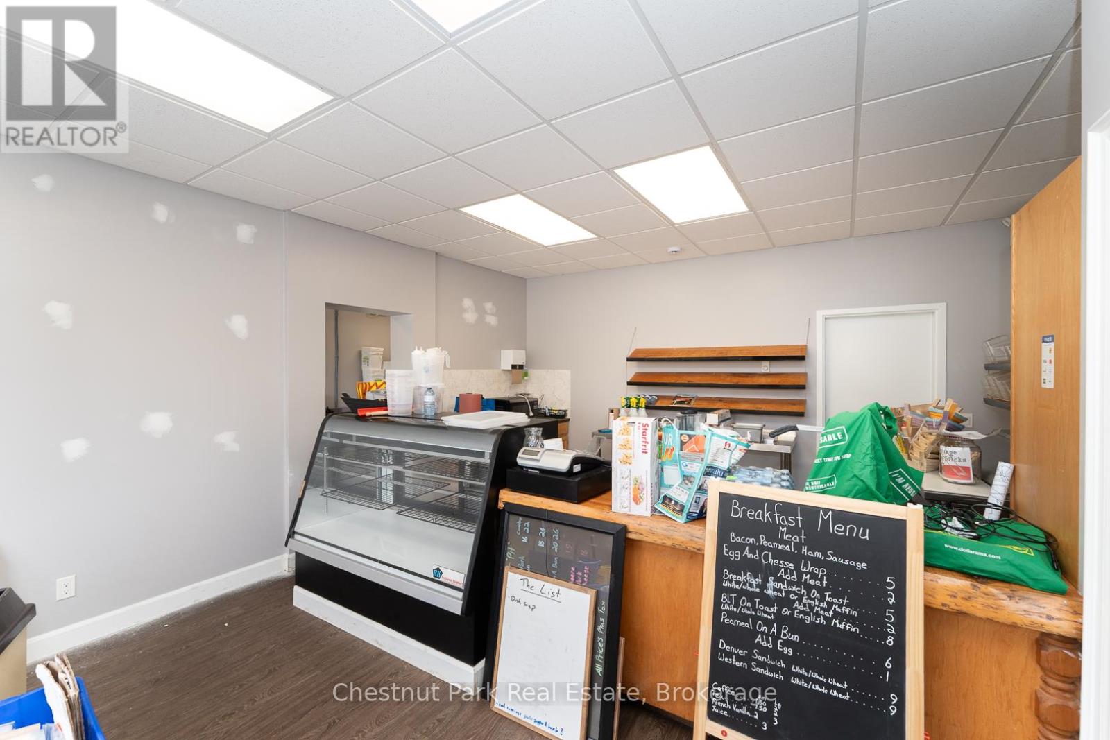 2015 141 Highway, Muskoka Lakes, Ontario  P0B 1M0 - Photo 12 - X12156658