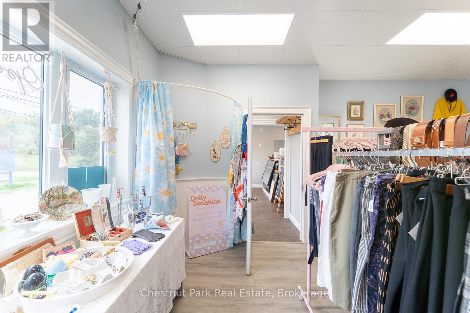 2015 141 Highway, Muskoka Lakes, Ontario  P0B 1M0 - Photo 17 - X12156658