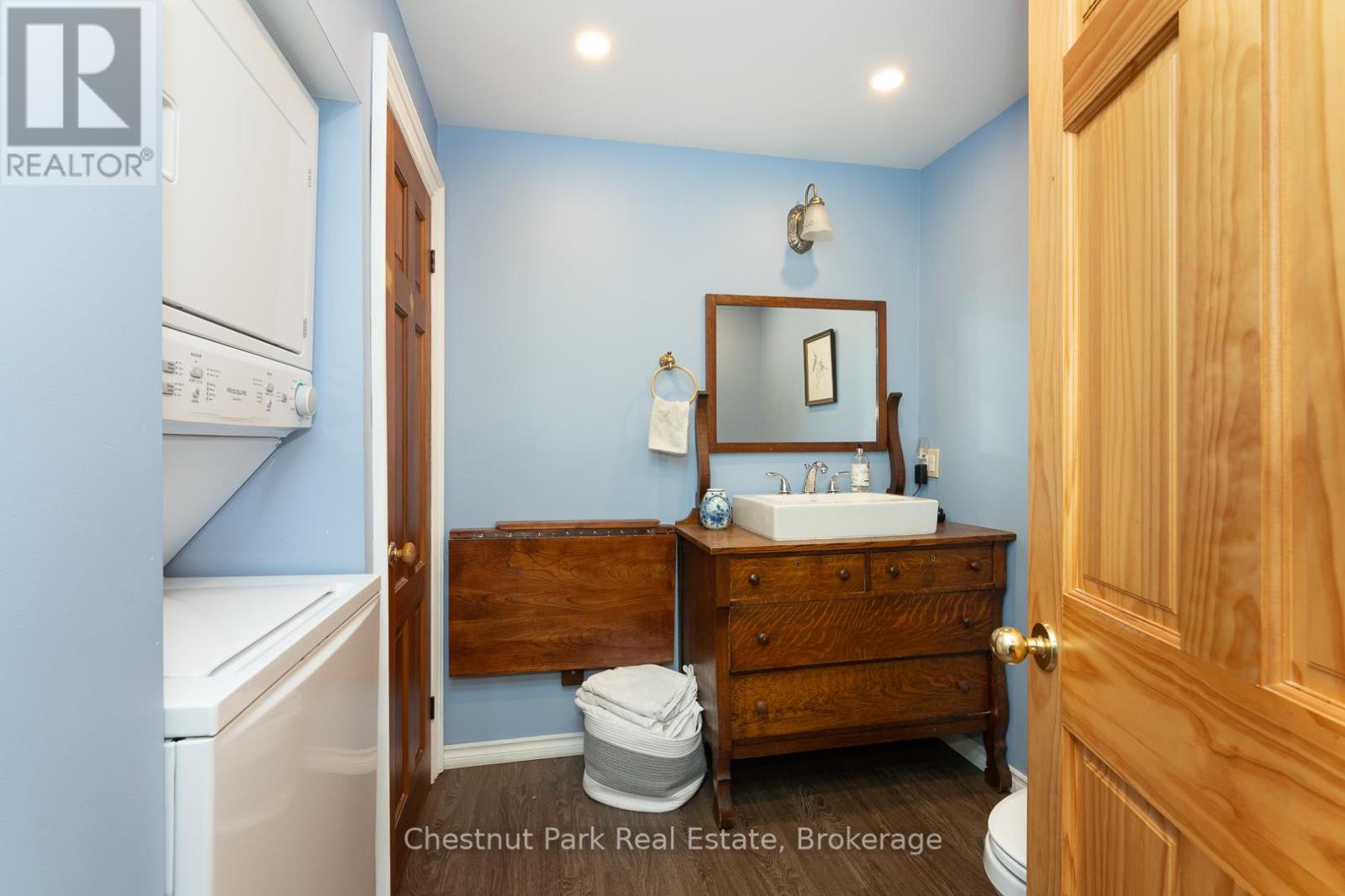 2015 141 Highway, Muskoka Lakes, Ontario  P0B 1M0 - Photo 5 - X12156658