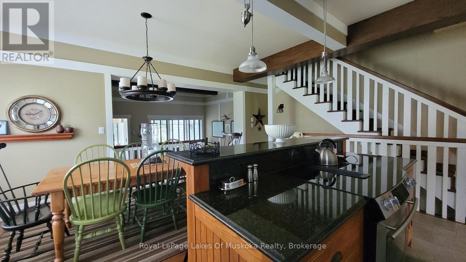 V 9 W 5 - 1020 Birch Glen Road, Lake Of Bays, Ontario  P0B 1A0 - Photo 7 - X12158692