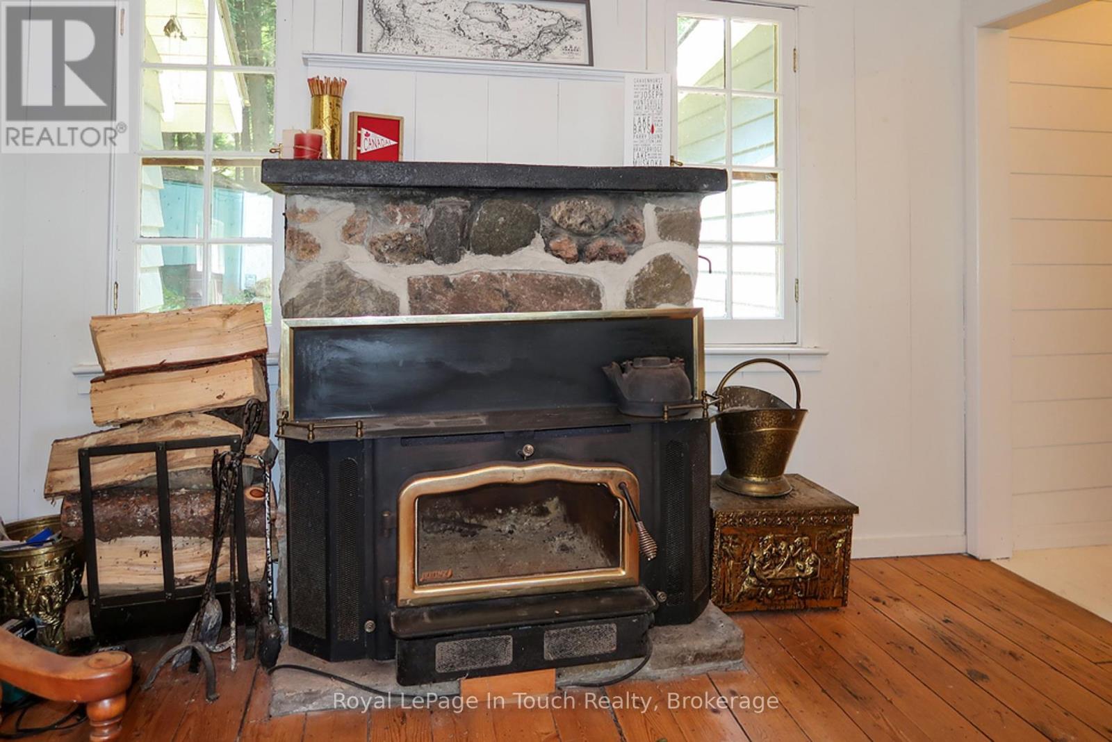 15052 Georgian Bay Shore, Georgian Bay, Ontario  P0E 1E0 - Photo 19 - X12167656