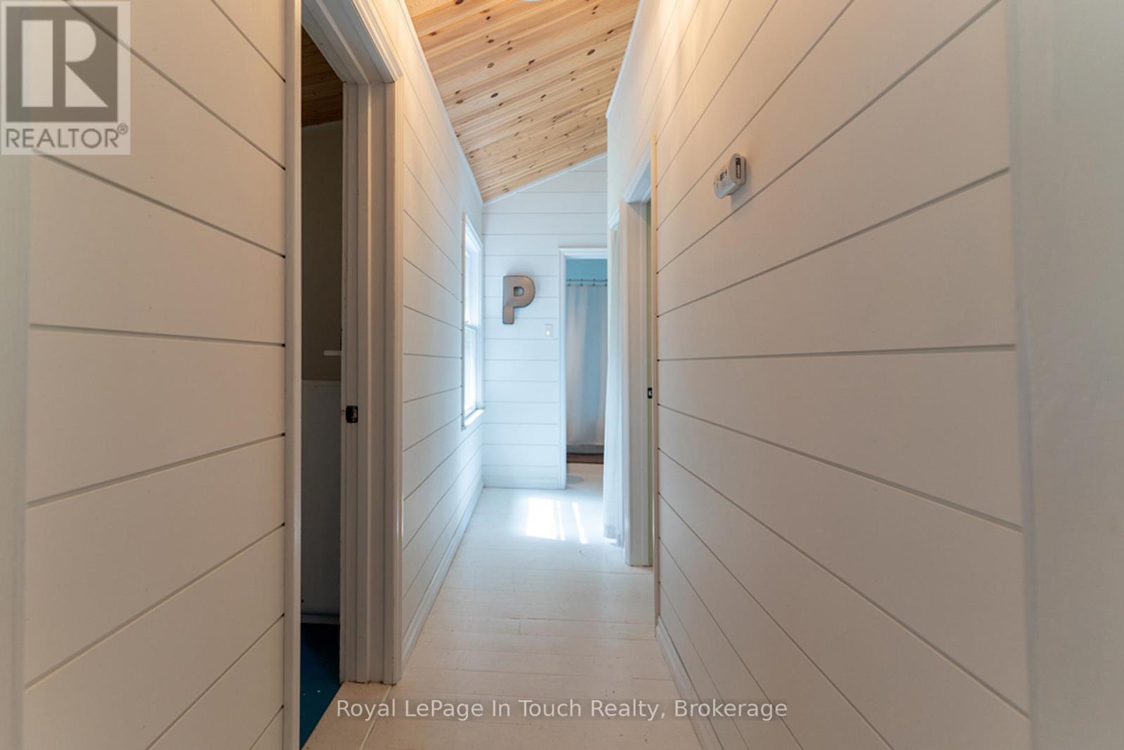 15052 Georgian Bay Shore, Georgian Bay, Ontario  P0E 1E0 - Photo 20 - X12167656