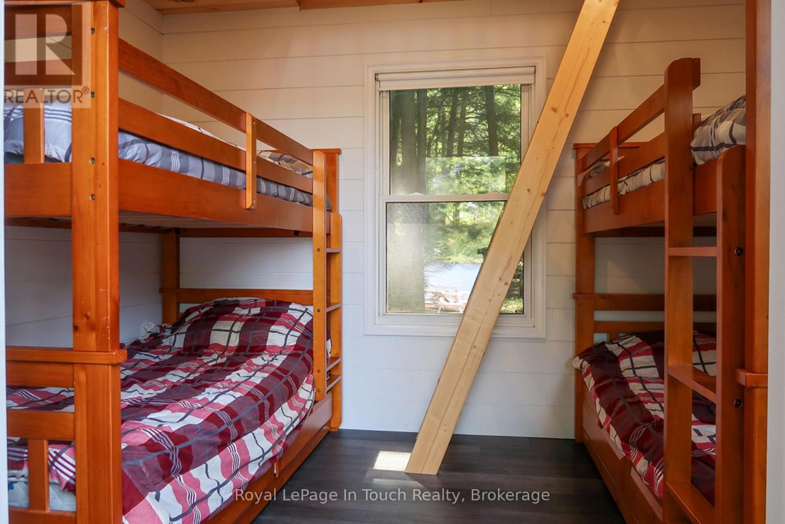 15052 Georgian Bay Shore, Georgian Bay, Ontario  P0E 1E0 - Photo 26 - X12167656