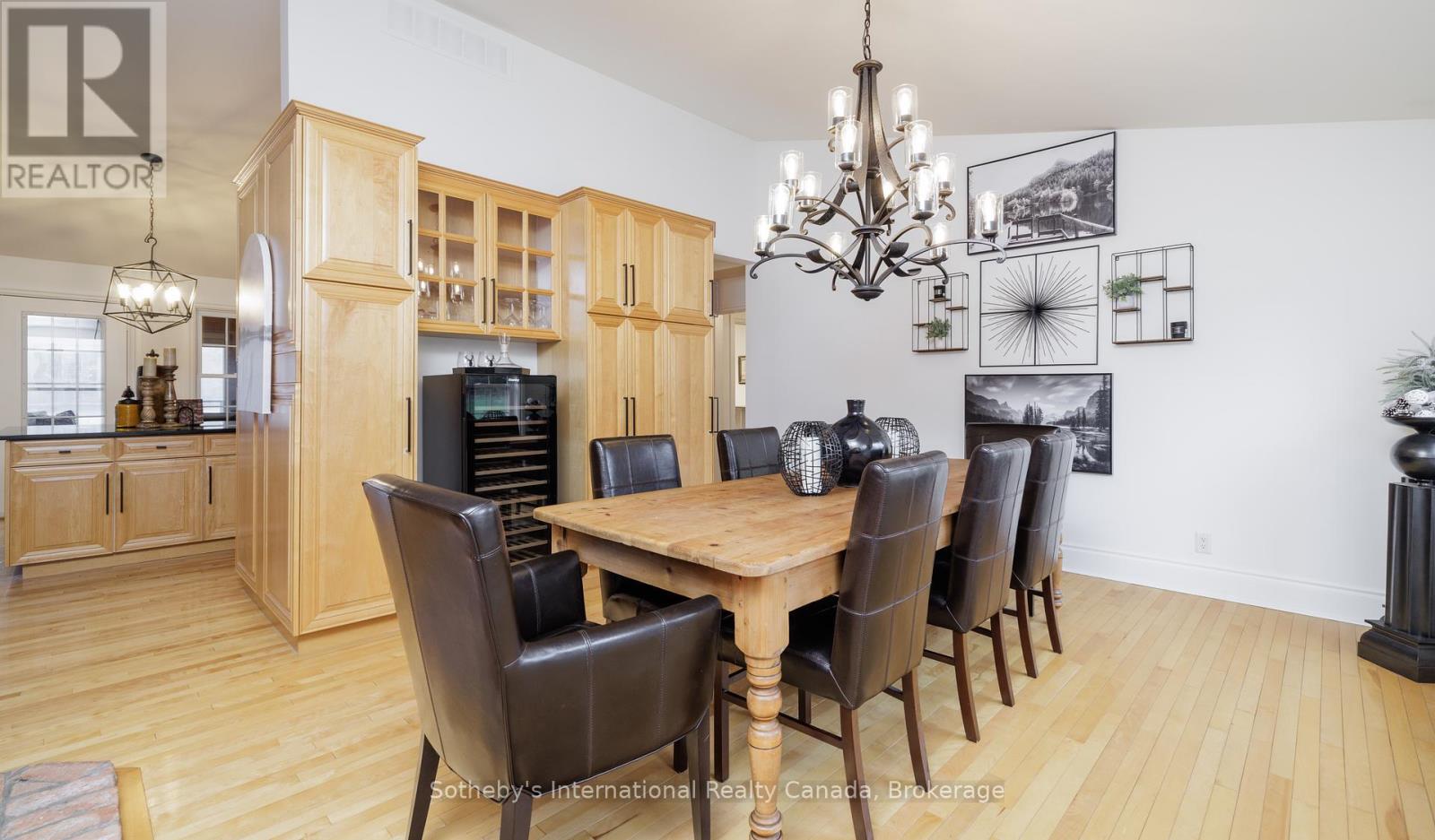 427 West Browns Road, Huntsville, Ontario  P1H 0J2 - Photo 12 - X12169365