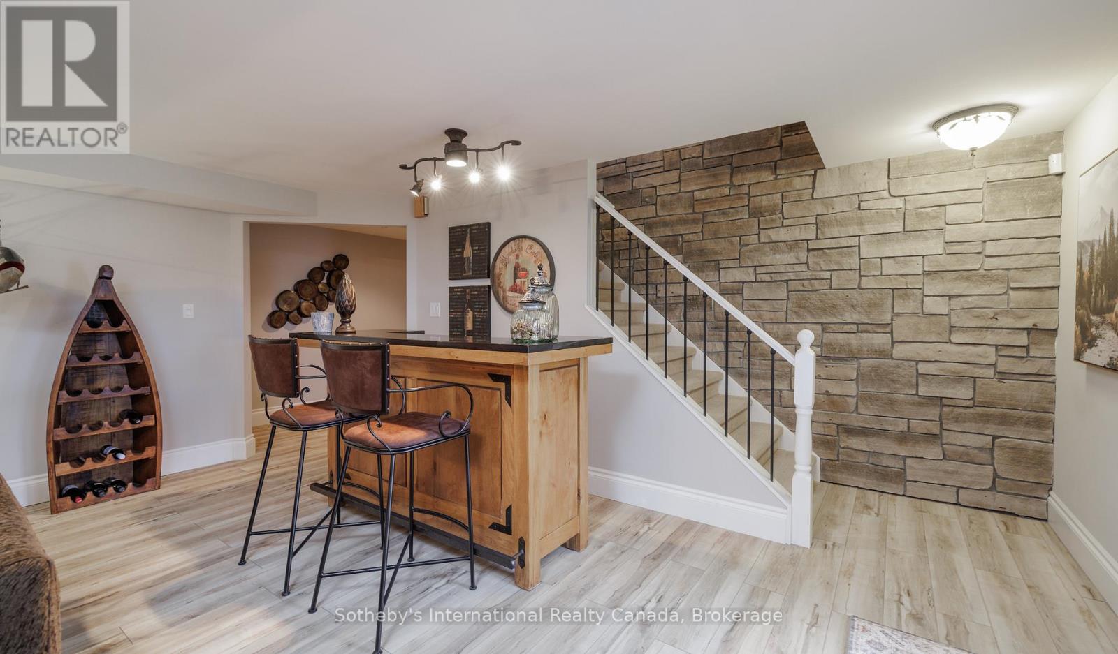 427 West Browns Road, Huntsville, Ontario  P1H 0J2 - Photo 24 - X12169365