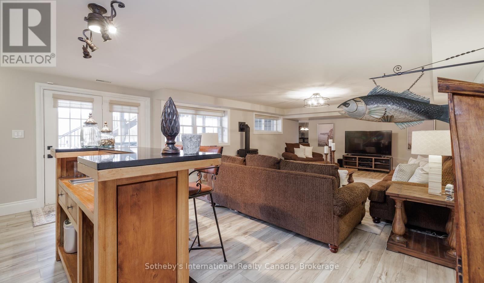 427 West Browns Road, Huntsville, Ontario  P1H 0J2 - Photo 25 - X12169365