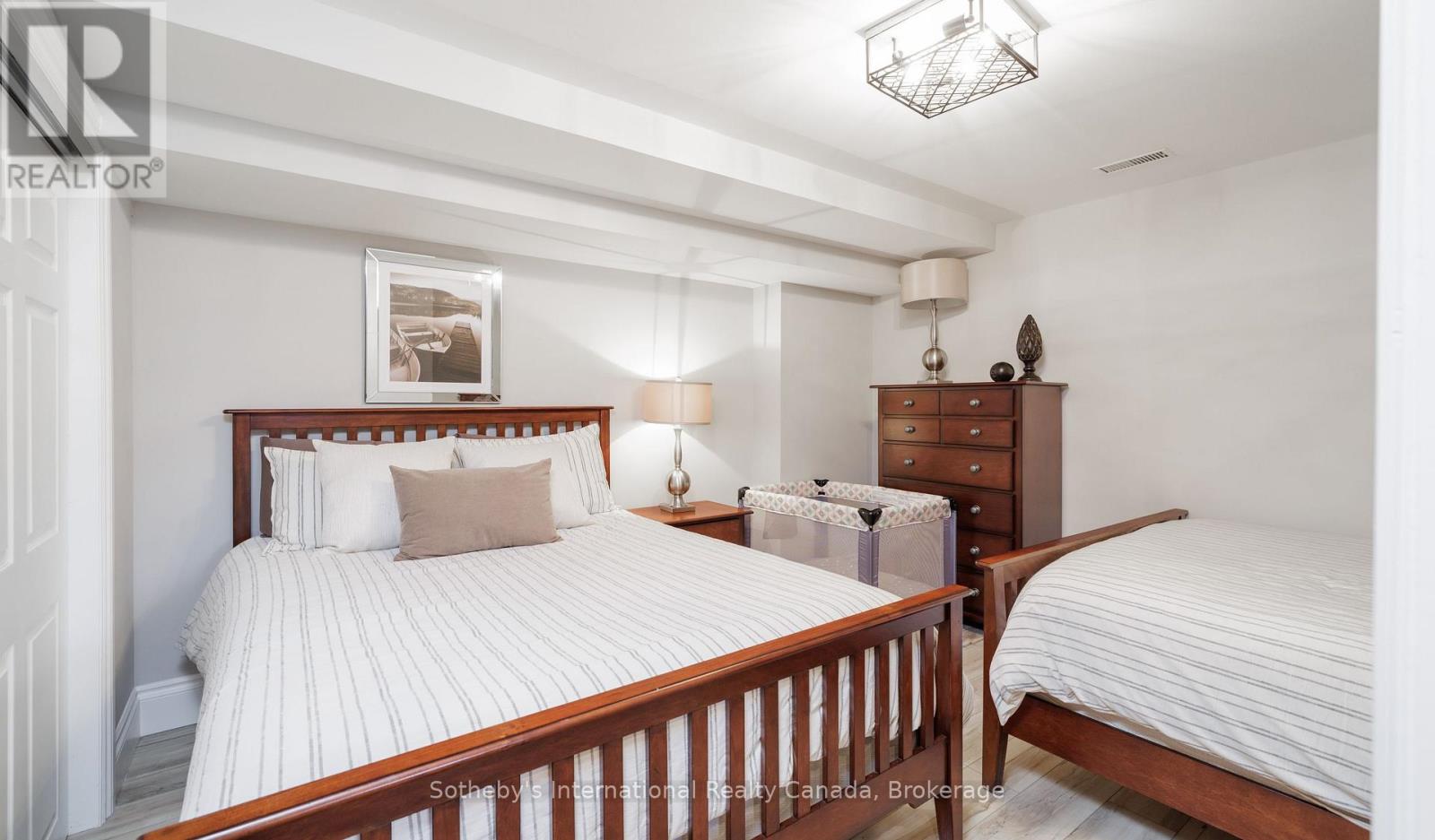 427 West Browns Road, Huntsville, Ontario  P1H 0J2 - Photo 28 - X12169365