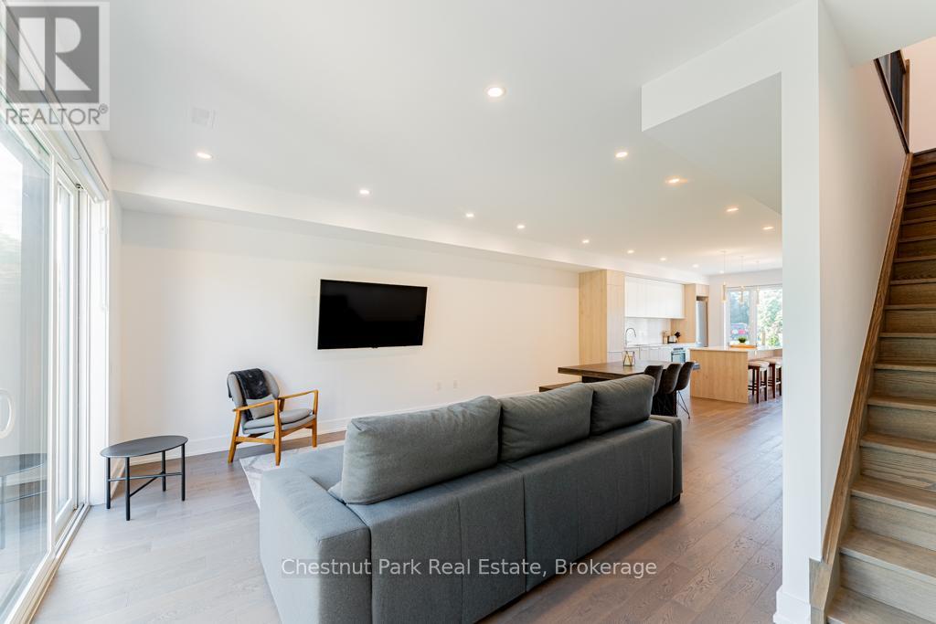 29 Rockmount Crescent, Gravenhurst, Ontario  P1P 0A6 - Photo 17 - X12178079