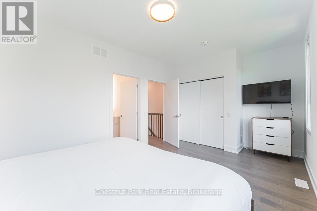 29 Rockmount Crescent, Gravenhurst, Ontario  P1P 0A6 - Photo 23 - X12178079