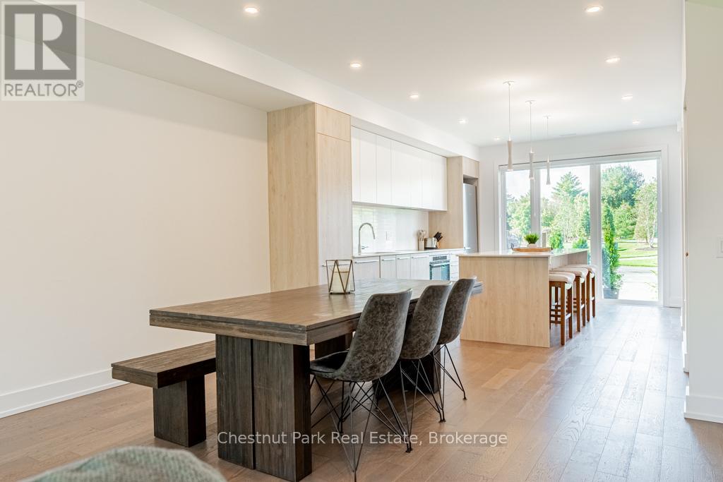 29 Rockmount Crescent, Gravenhurst, Ontario  P1P 0A6 - Photo 5 - X12178079