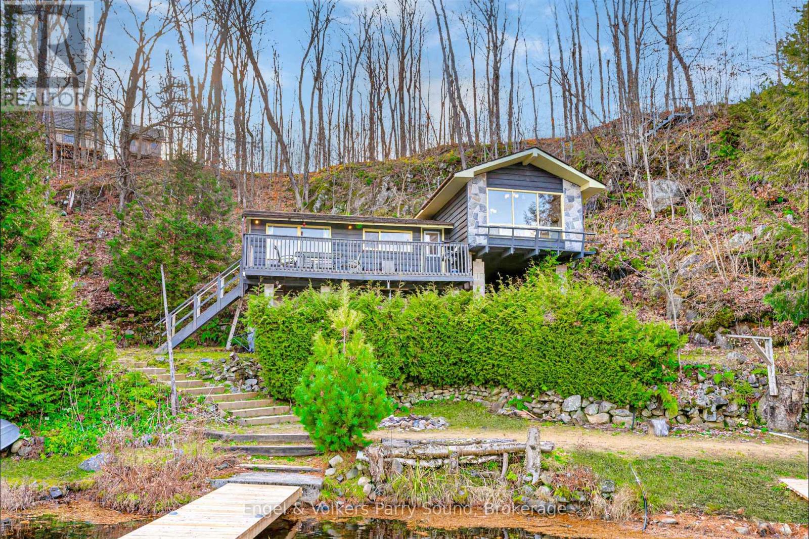 27 Lower Lane, Seguin, Ontario  P2A 0B2 - Photo 1 - X12178830