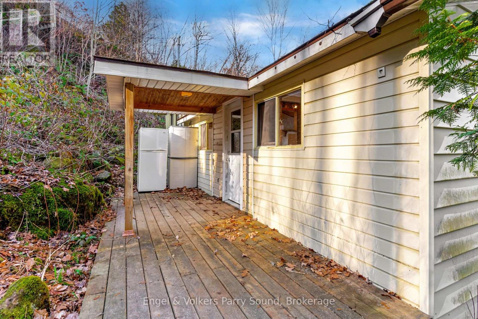 27 Lower Lane, Seguin, Ontario  P2A 0B2 - Photo 4 - X12178830