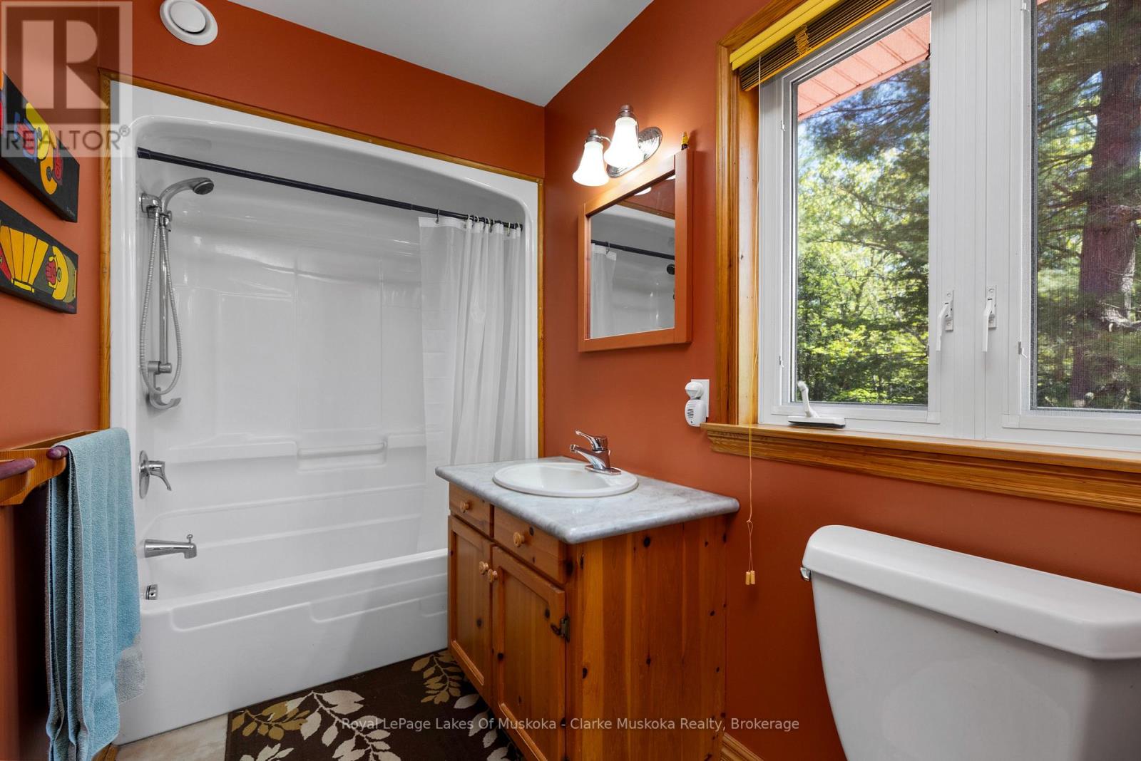 733 Whites Falls Road, Georgian Bay, Ontario  L0K 1S0 - Photo 27 - X12179731