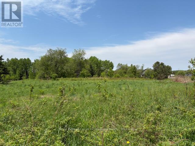 351 Ravenscliffe Road, Huntsville, Ontario  P1H 1L6 - Photo 12 - X12185211