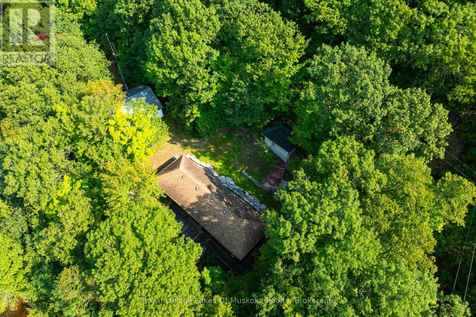 1030 Mccabe Road, Lake Of Bays, Ontario  P0B 1A0 - Photo 2 - X12189109