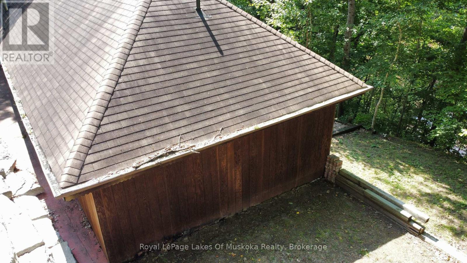 1030 Mccabe Road, Lake Of Bays, Ontario  P0B 1A0 - Photo 5 - X12189109