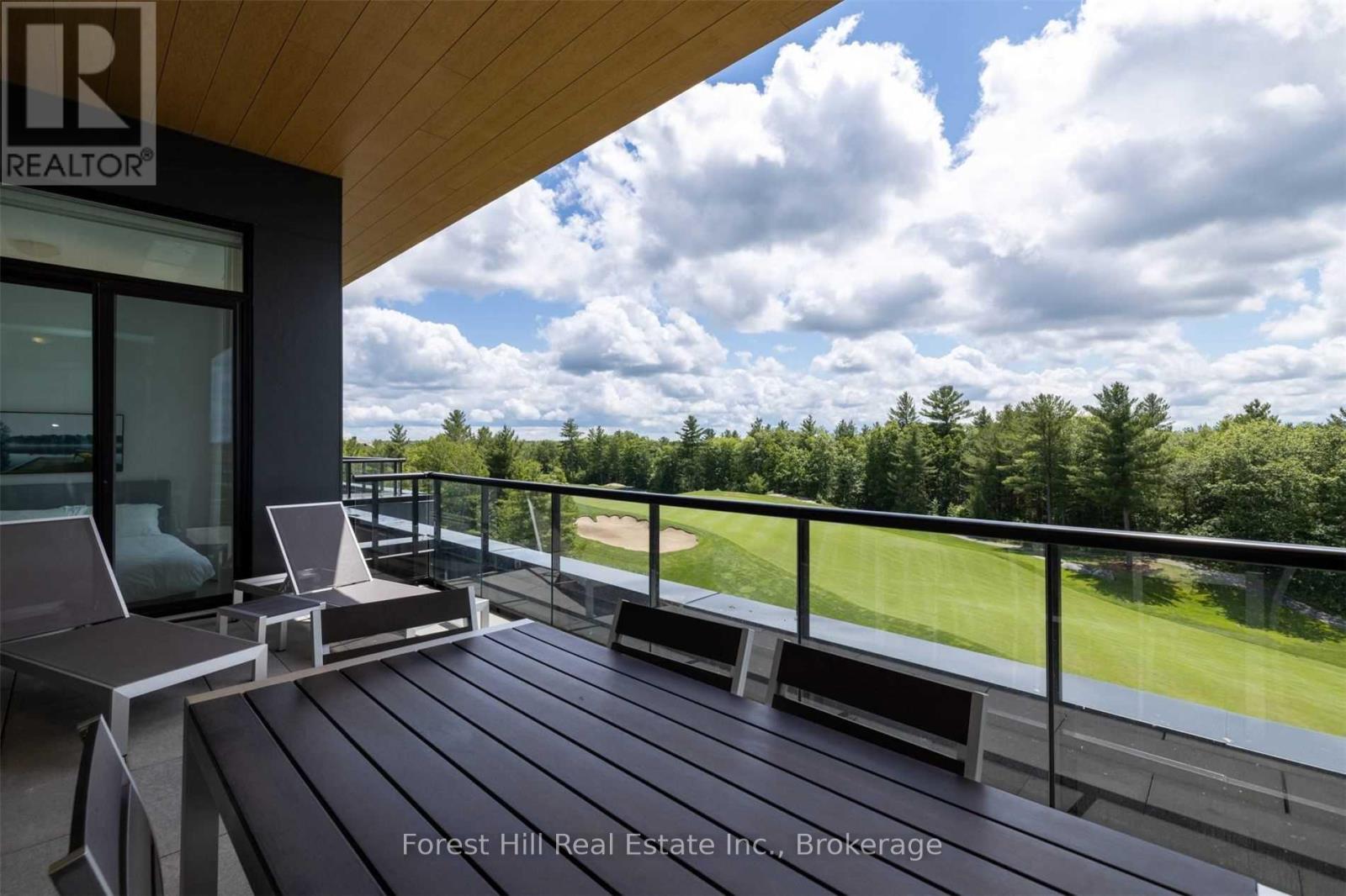 502 - 120 Carrick Trail, Gravenhurst, Ontario  P1P 0A2 - Photo 1 - X12200263