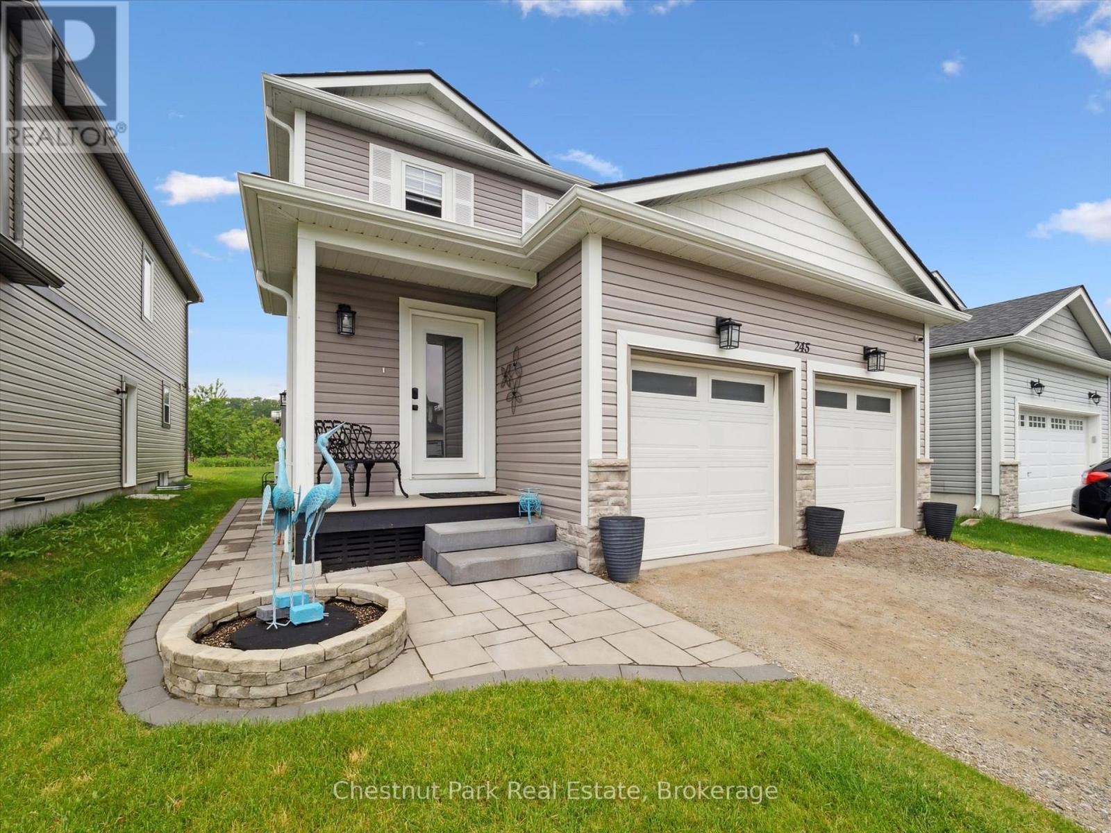 245 Wild Rose Drive, Gravenhurst, Ontario  P1P 0B4 - Photo 1 - X12205375