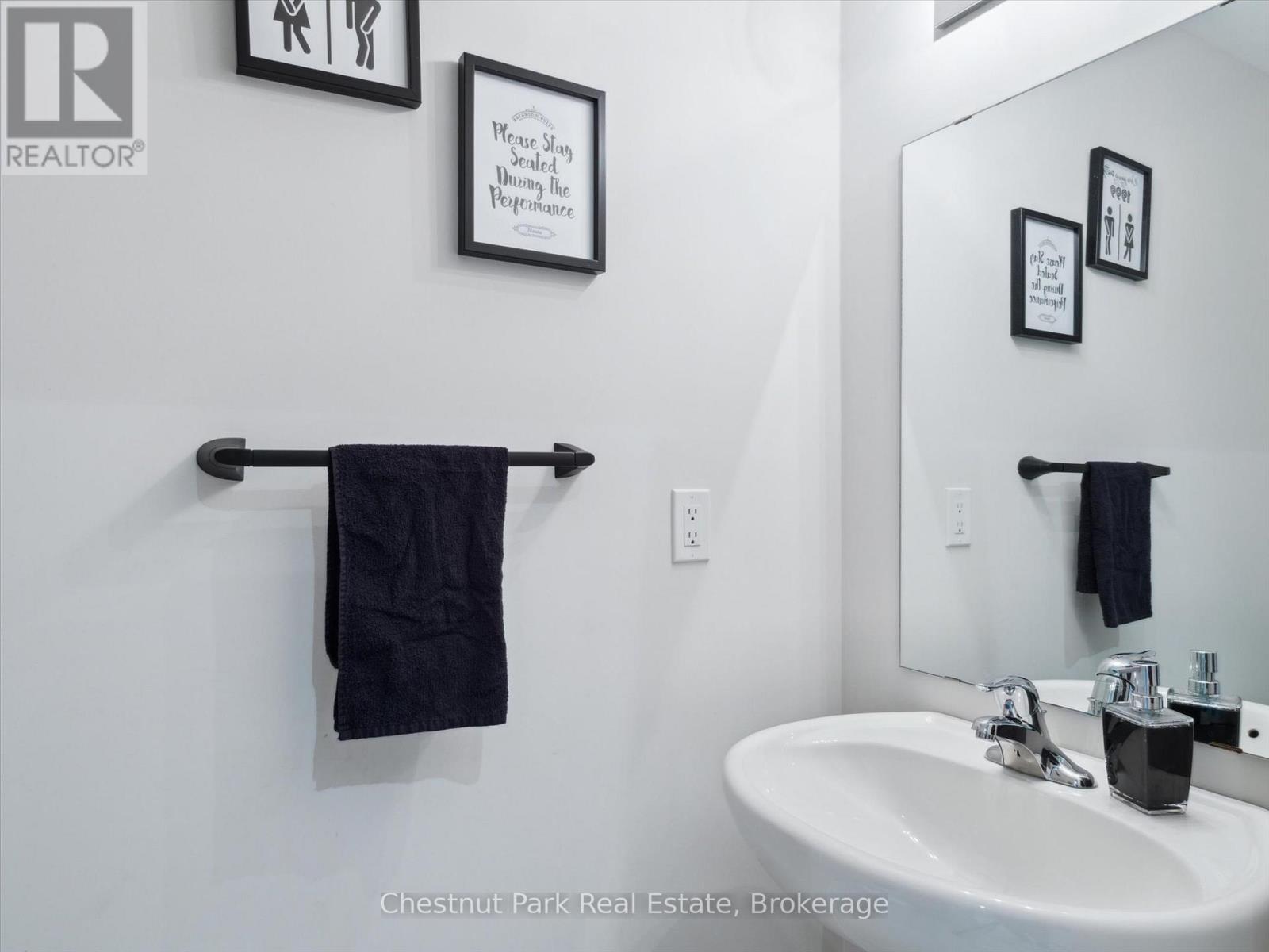 245 Wild Rose Drive, Gravenhurst, Ontario  P1P 0B4 - Photo 15 - X12205375