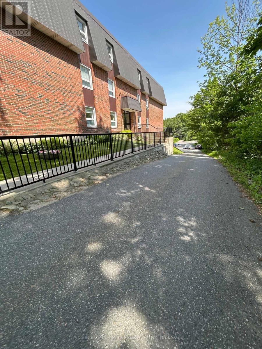 306 - 200 Beaconview Heights, Parry Sound, Ontario  P2A 2E1 - Photo 19 - X12226528