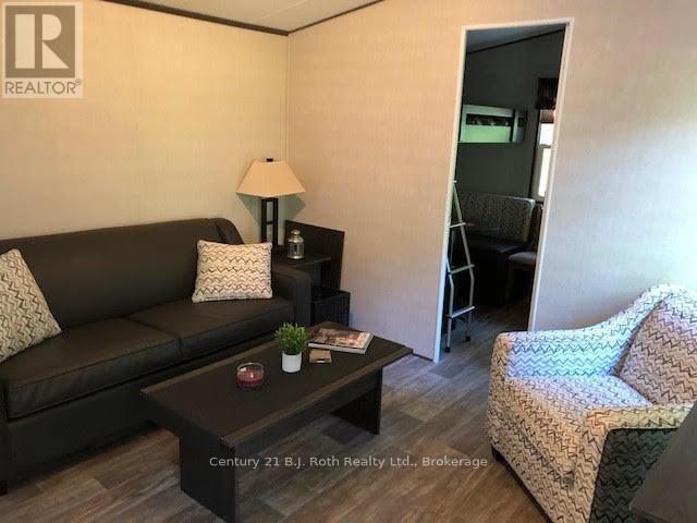 767 Poplar Crescent, Bracebridge, Ontario  P1L 1W9 - Photo 10 - X12237559