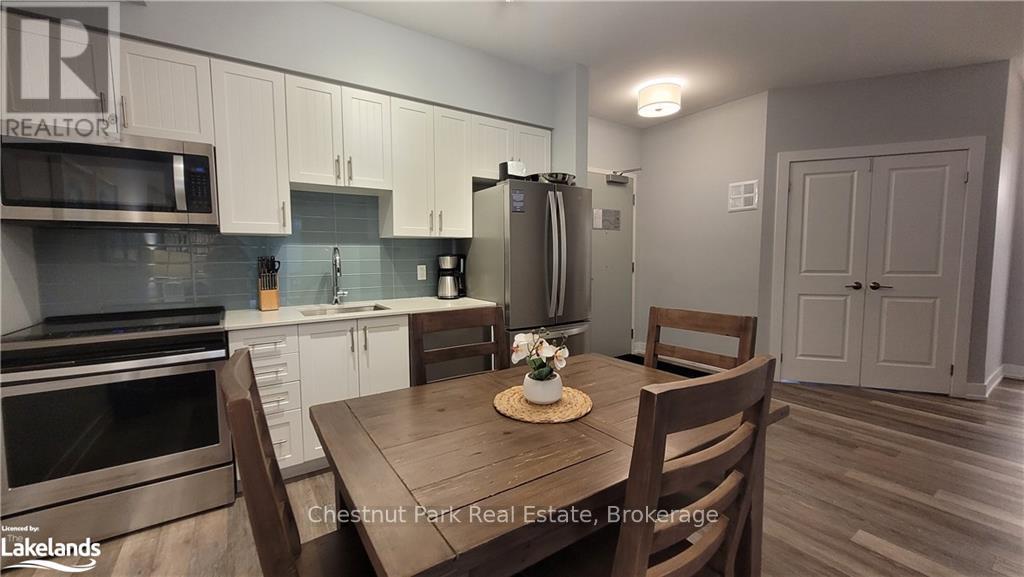 330 - 25 Pen Lake Point Road, Huntsville, Ontario  P1H 1A9 - Photo 8 - X12252932