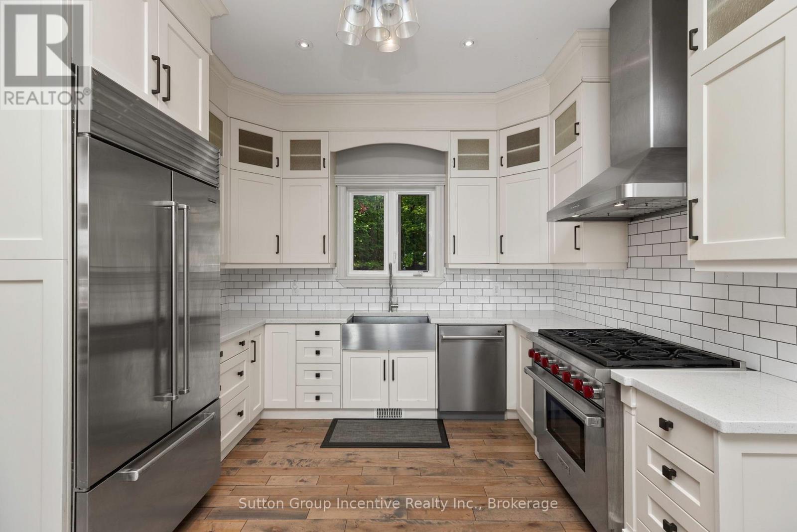 15 Gordon Point Lane, Seguin, Ontario  P0C 1H0 - Photo 12 - X12254774