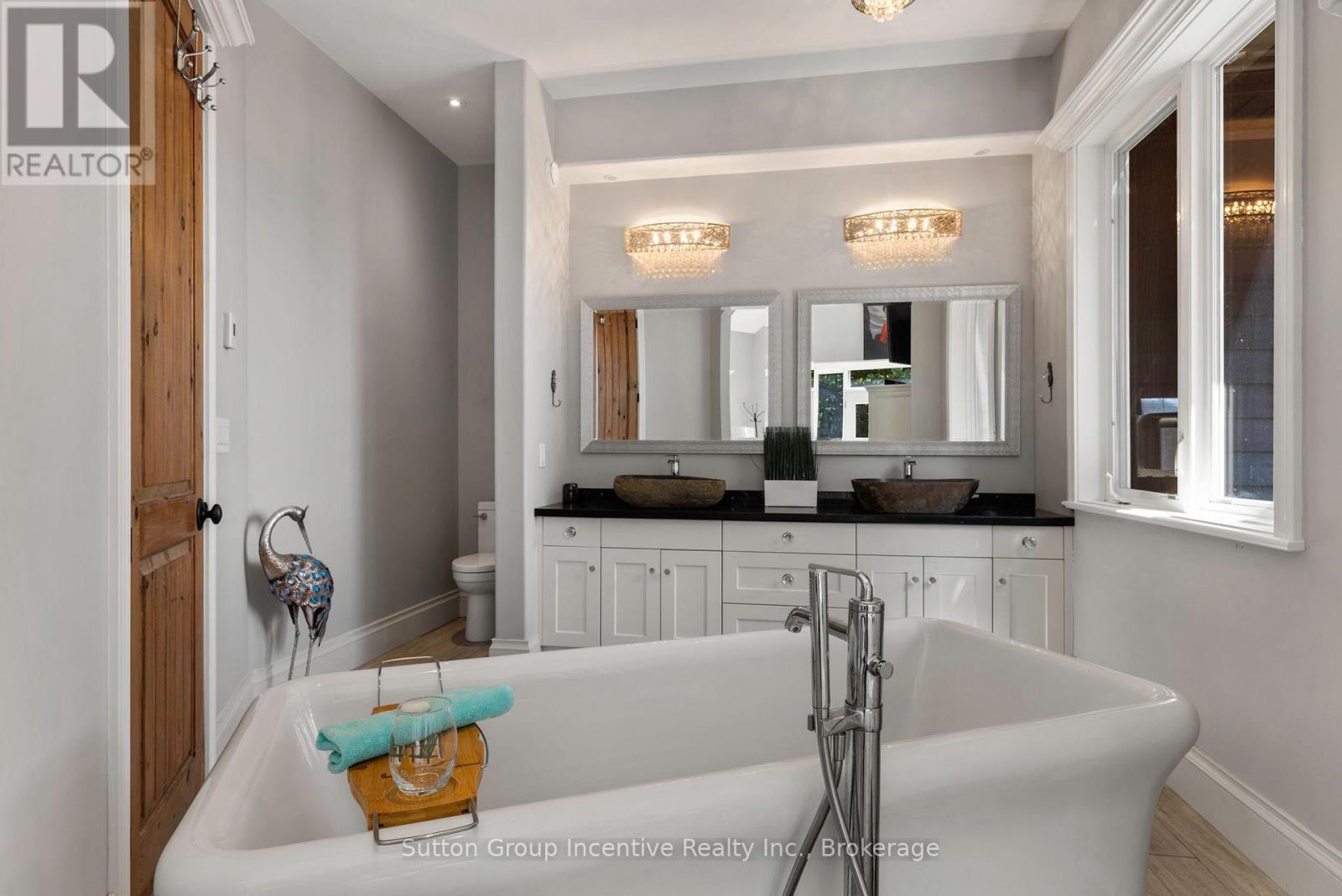 15 Gordon Point Lane, Seguin, Ontario  P0C 1H0 - Photo 23 - X12254774