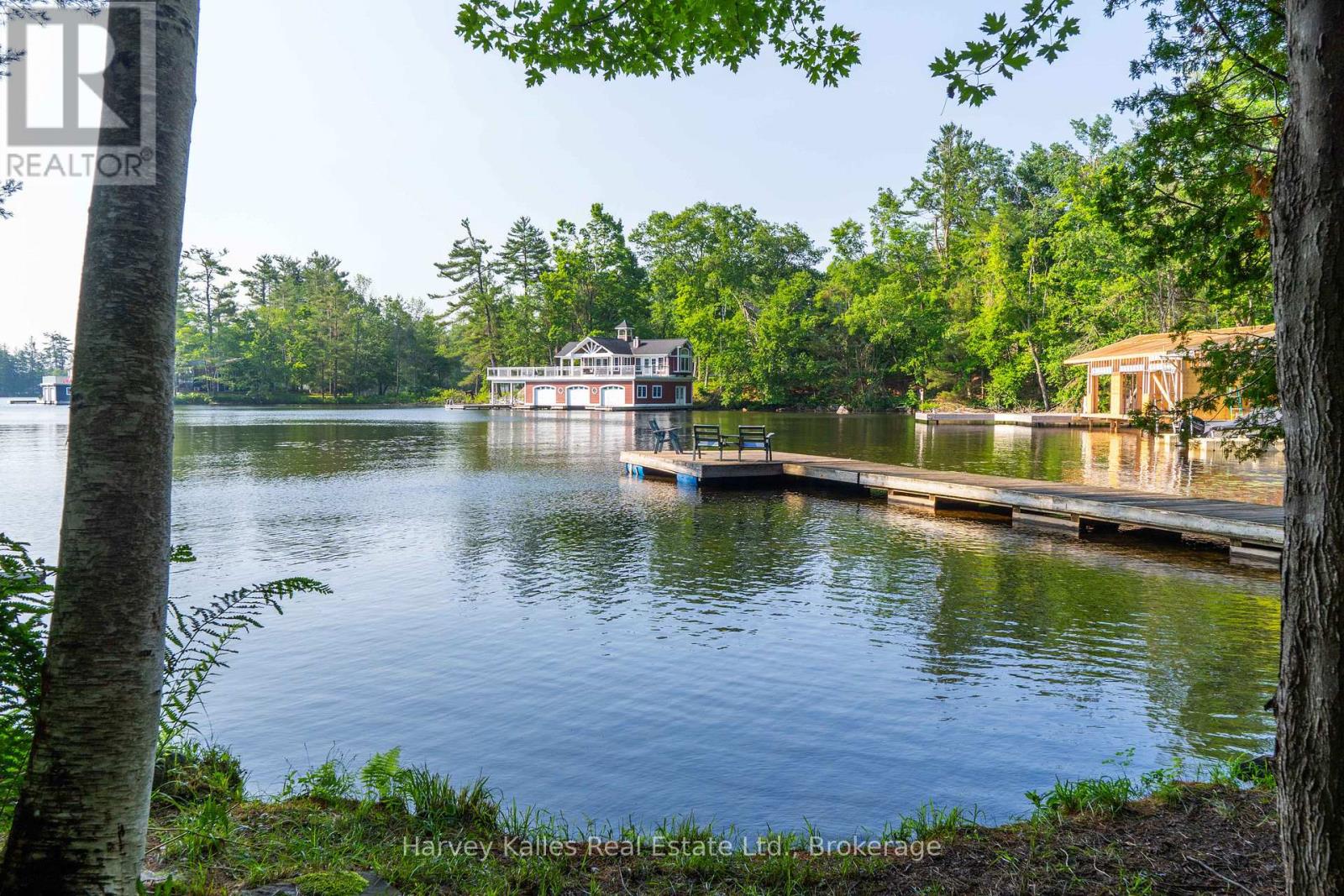 4 - 1254 Barlochan Road, Muskoka Lakes, Ontario  P1P 1R2 - Photo 2 - X12264878