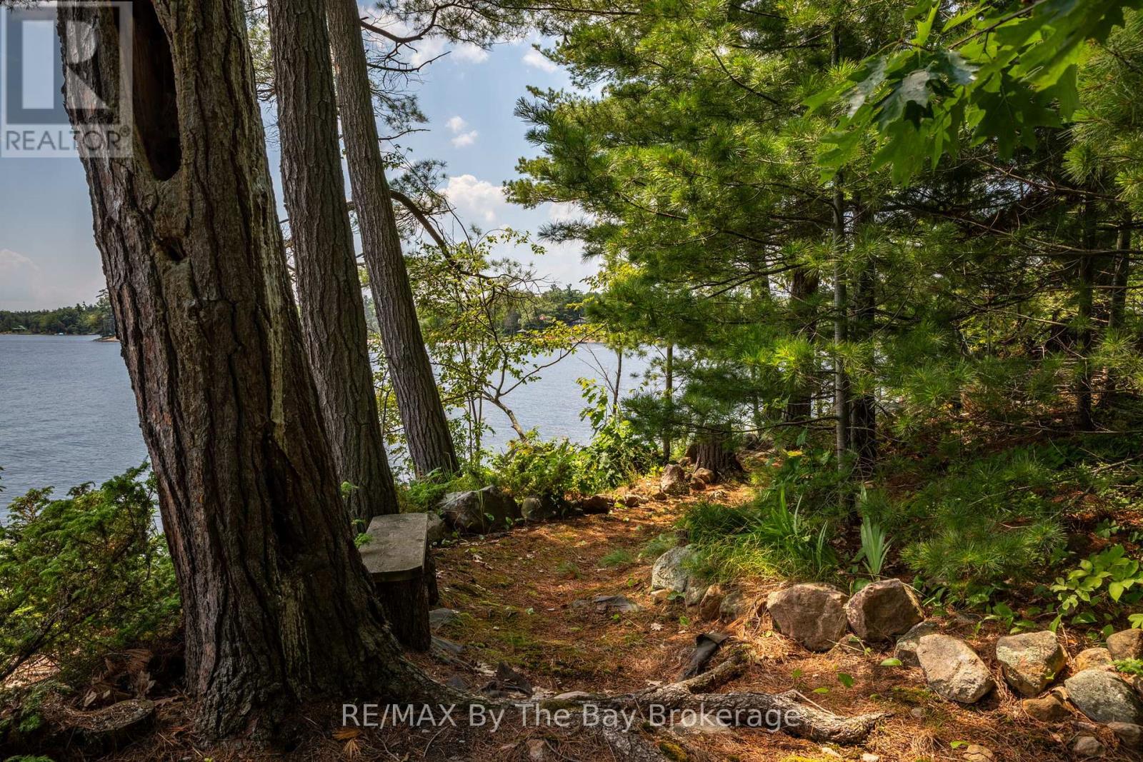 4 Island 800, Georgian Bay, Ontario  P0E 1E0 - Photo 38 - X12265205