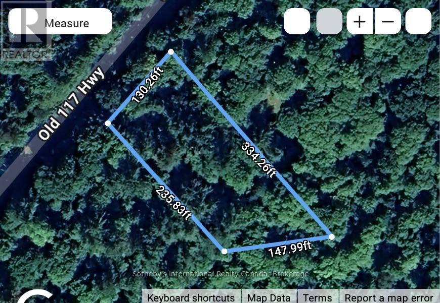 1098 Old Hwy 117, Lake Of Bays, Ontario  P0B 1A0 - Photo 2 - X12275009