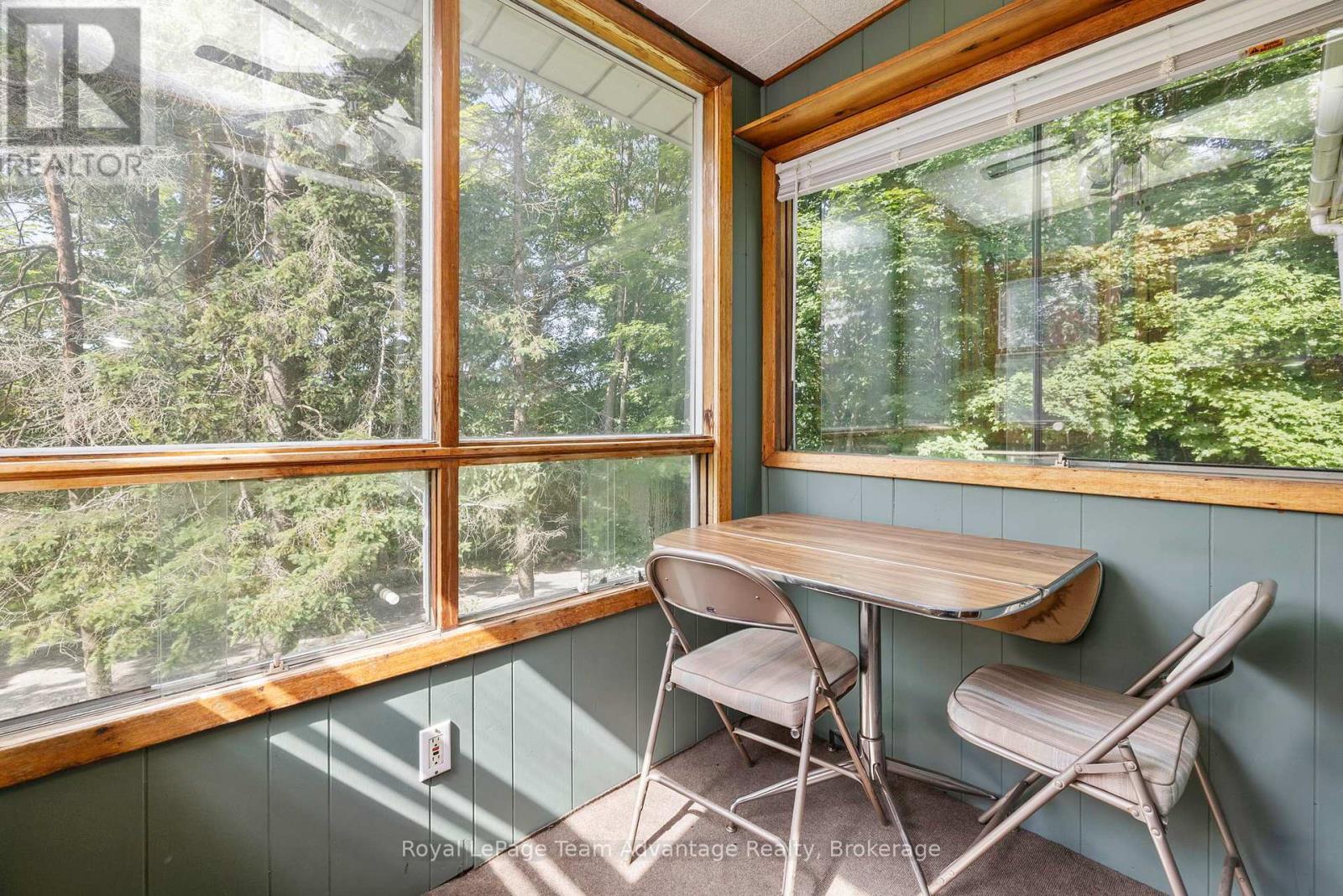 9 Woods Lane, Seguin, Ontario  P2A 2W8 - Photo 12 - X12276139