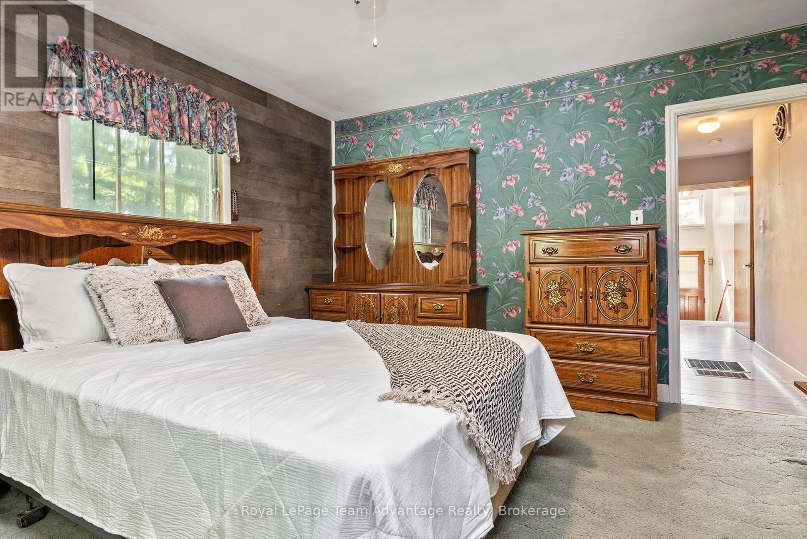 9 Woods Lane, Seguin, Ontario  P2A 2W8 - Photo 14 - X12276139