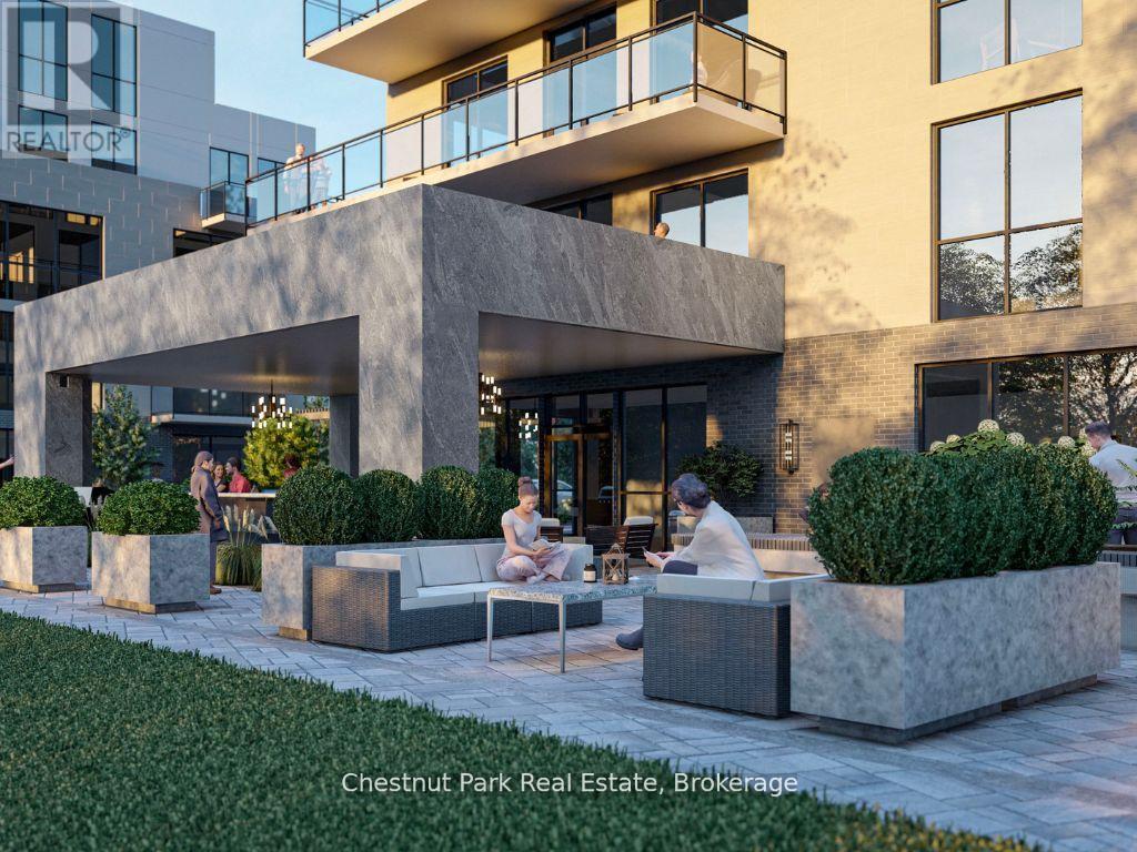 408 - 15 Pine Needle Way, Huntsville, Ontario  P1H 0G4 - Photo 1 - X12288014