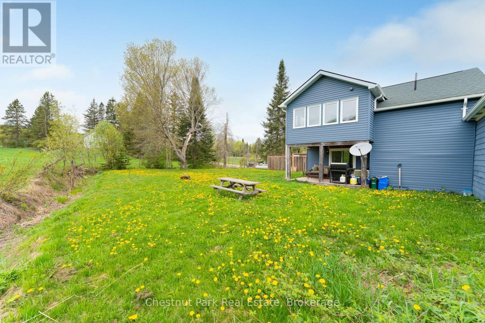 2015 141 Highway, Muskoka Lakes, Ontario  P0B 1M0 - Photo 11 - X12289883