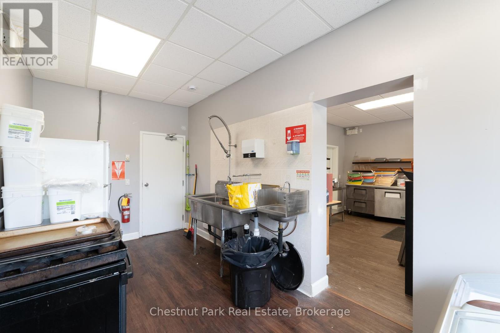 2015 141 Highway, Muskoka Lakes, Ontario  P0B 1M0 - Photo 14 - X12289883