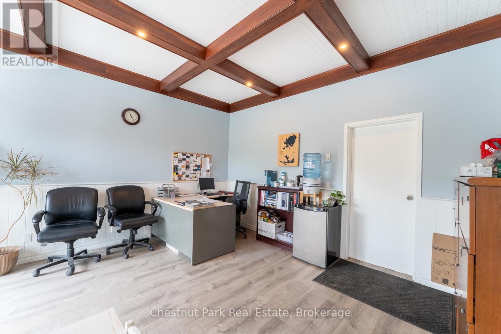 2015 141 Highway, Muskoka Lakes, Ontario  P0B 1M0 - Photo 19 - X12289883