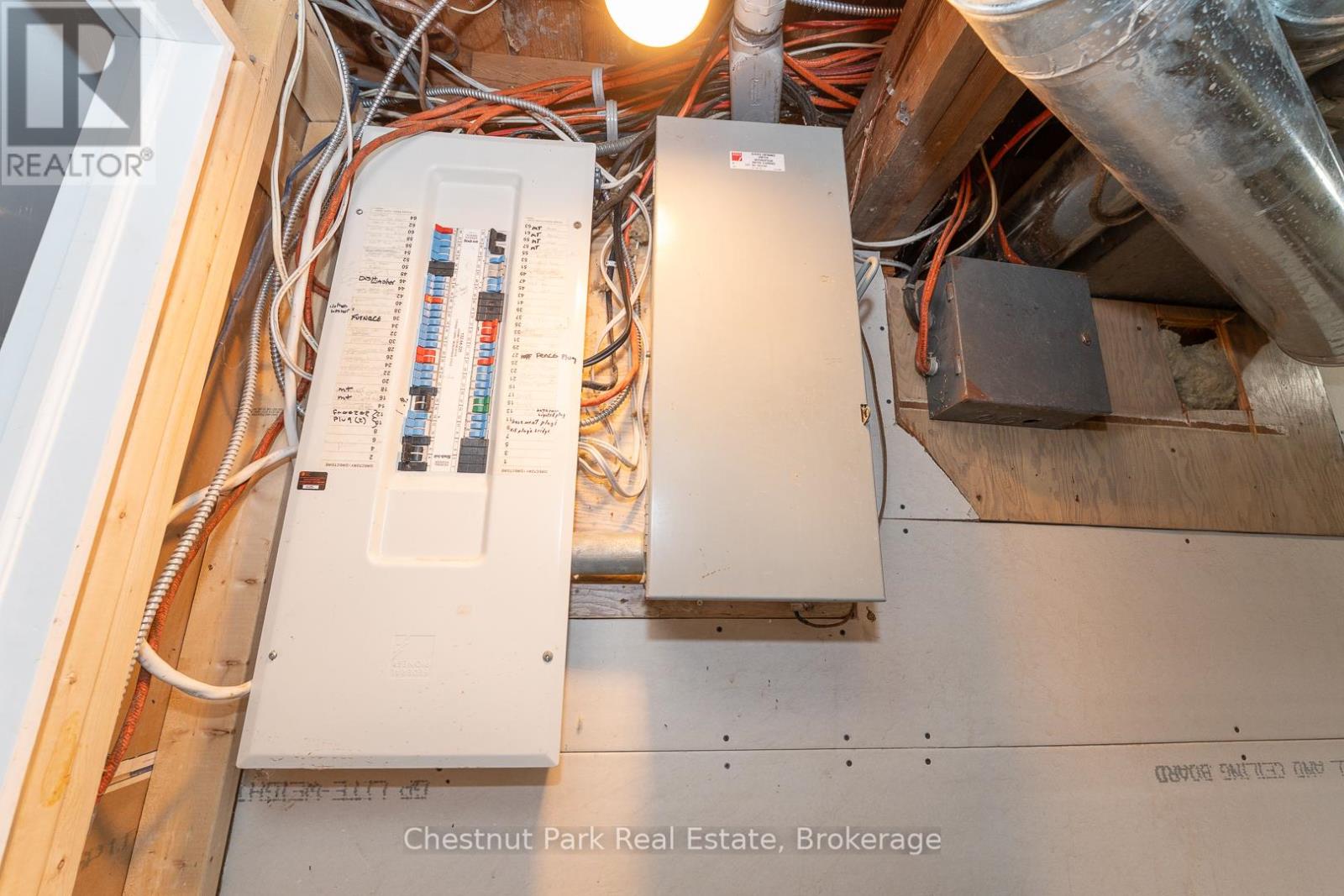 2015 141 Highway, Muskoka Lakes, Ontario  P0B 1M0 - Photo 34 - X12289883