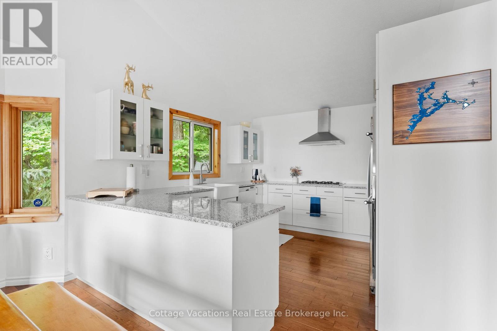 1292 Port Cunnington Road, Lake Of Bays, Ontario  P0A 1H0 - Photo 11 - X12293745