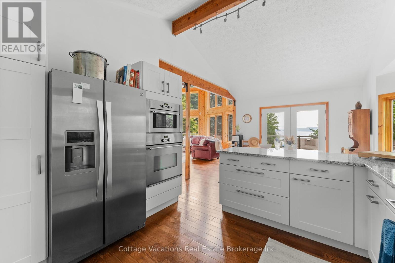 1292 Port Cunnington Road, Lake Of Bays, Ontario  P0A 1H0 - Photo 13 - X12293745