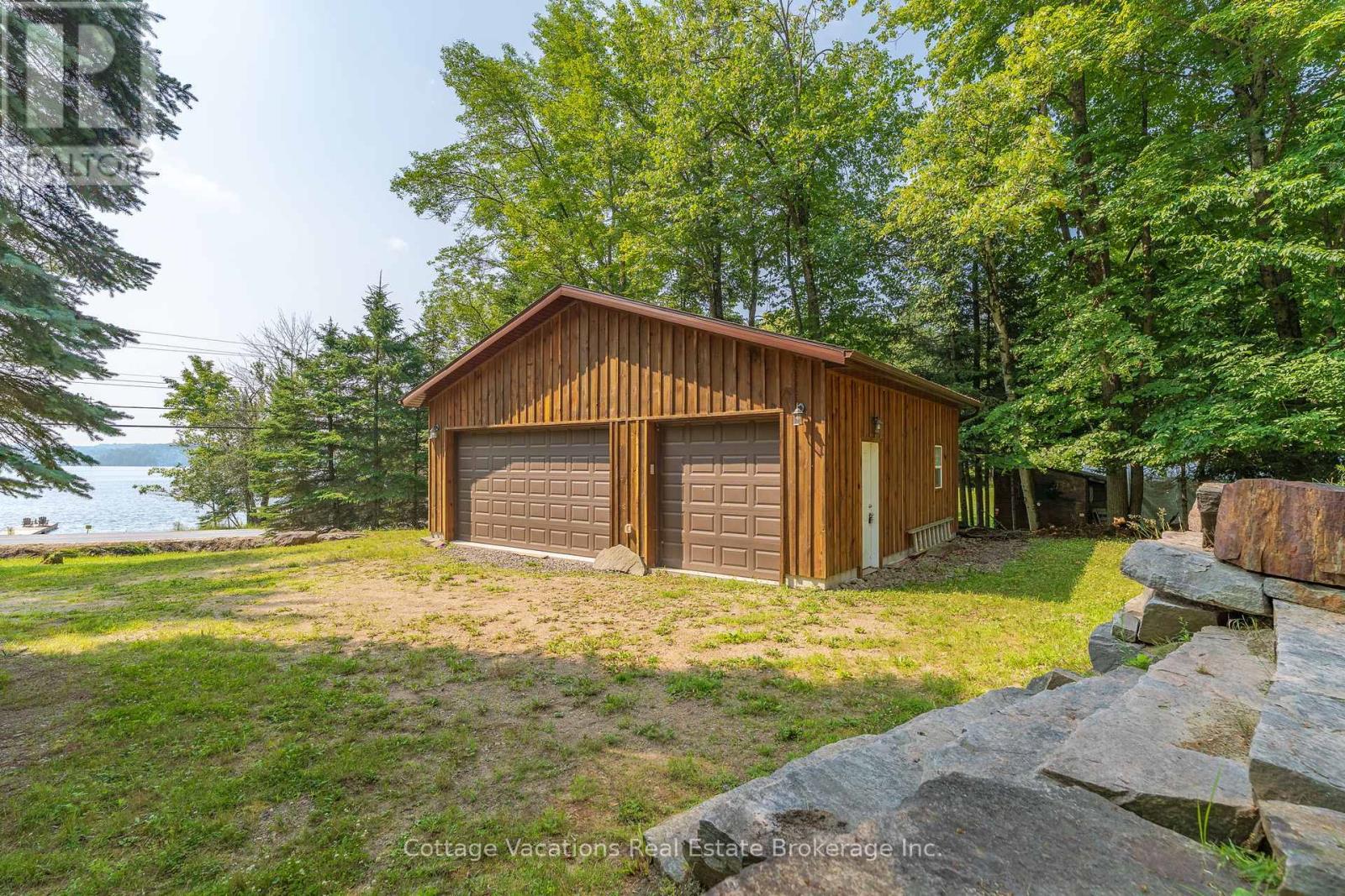 1292 Port Cunnington Road, Lake Of Bays, Ontario  P0A 1H0 - Photo 40 - X12293745