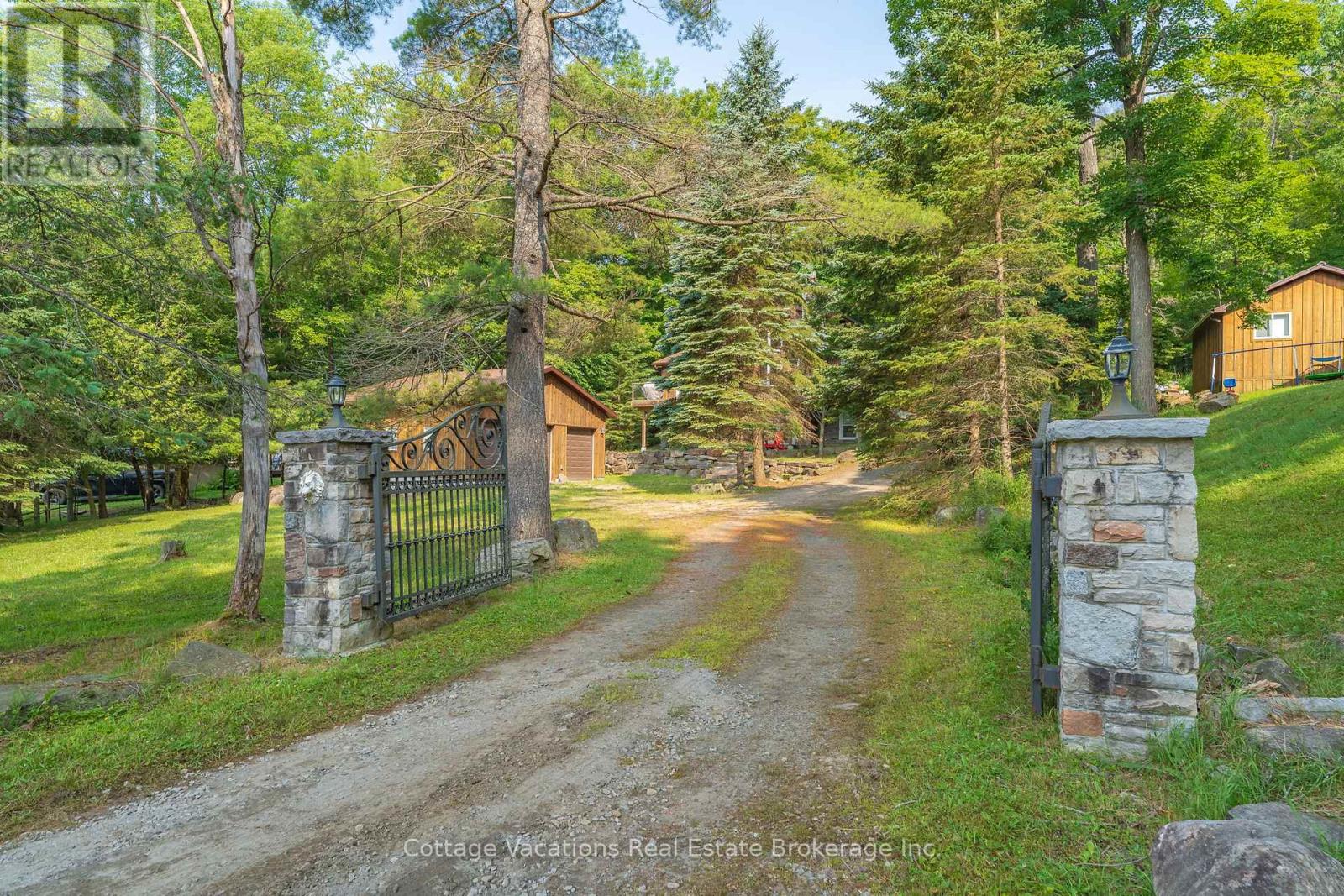 1292 Port Cunnington Road, Lake Of Bays, Ontario  P0A 1H0 - Photo 45 - X12293745