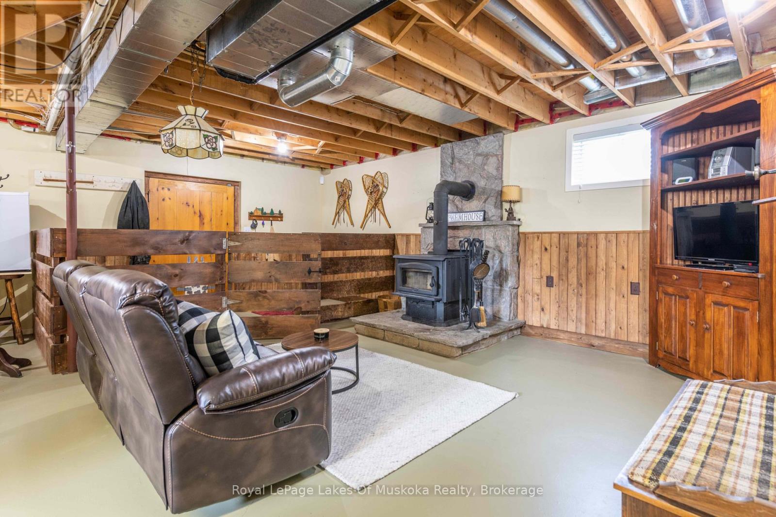 214 North Lancelot Road, Huntsville, Ontario  P0B 1M0 - Photo 16 - X12294693