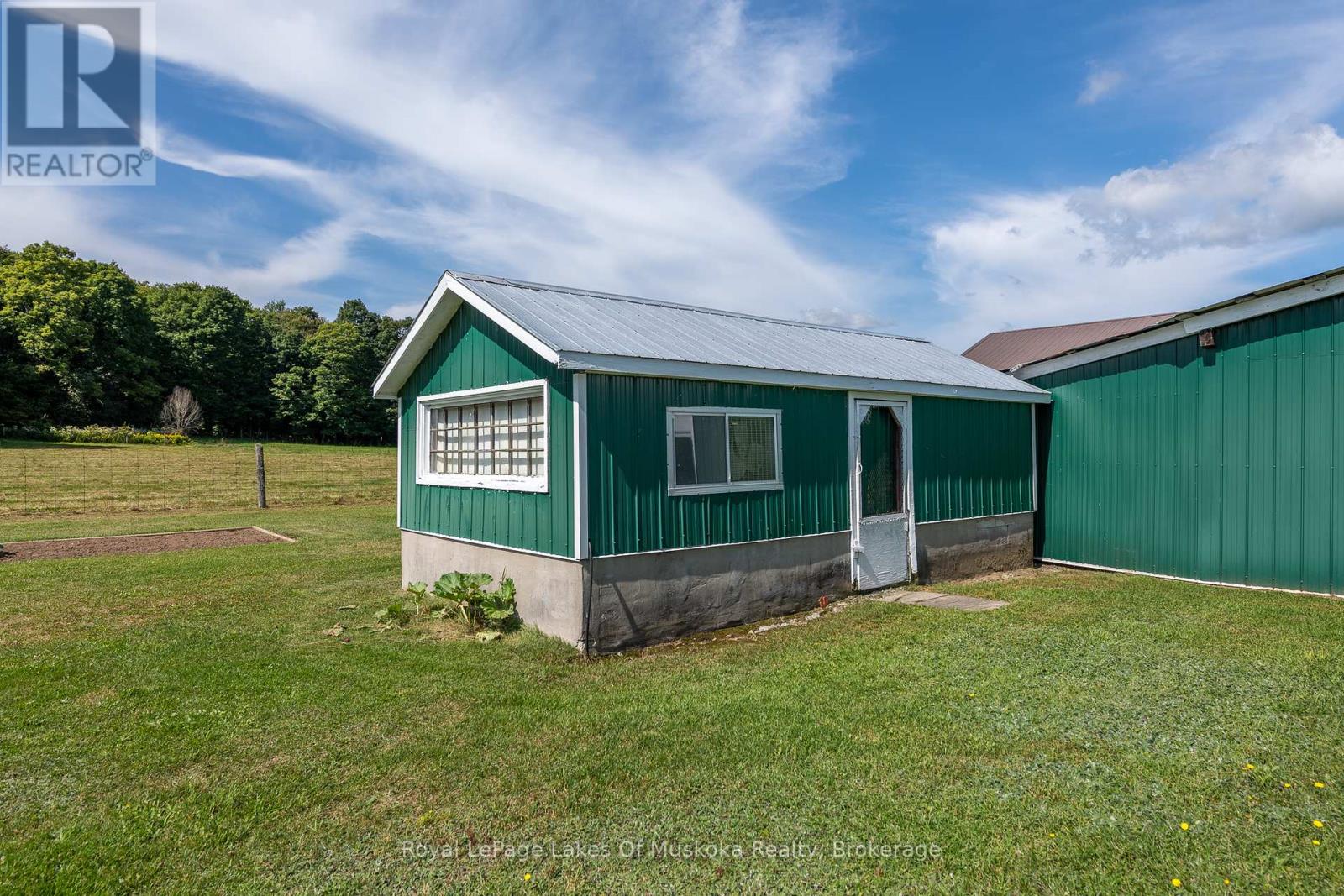 214 North Lancelot Road, Huntsville, Ontario  P0B 1M0 - Photo 23 - X12294693