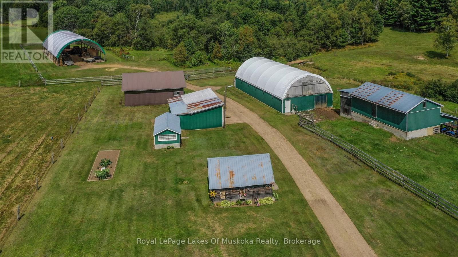 214 North Lancelot Road, Huntsville, Ontario  P0B 1M0 - Photo 36 - X12294693