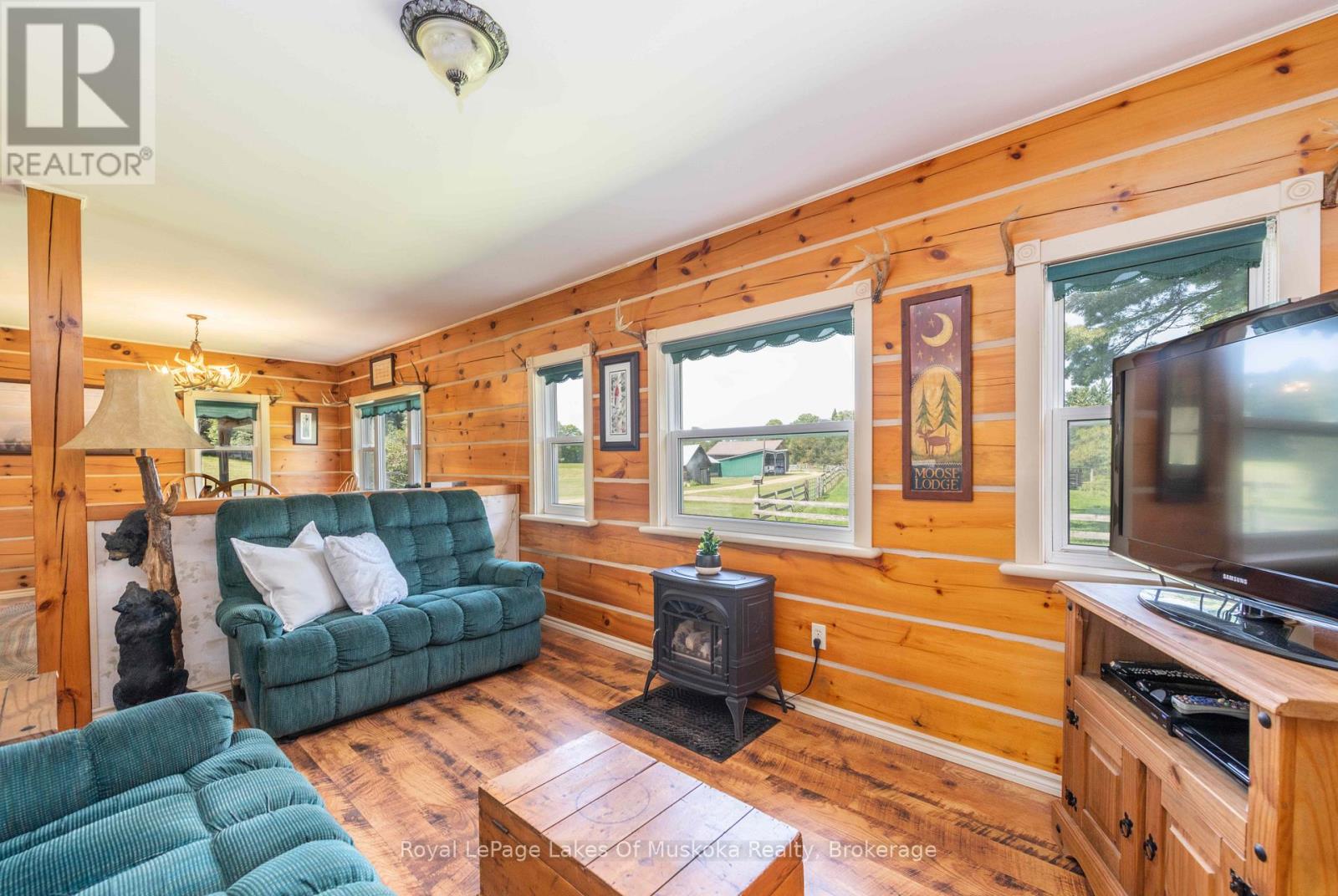 214 North Lancelot Road, Huntsville, Ontario  P0B 1M0 - Photo 9 - X12294693