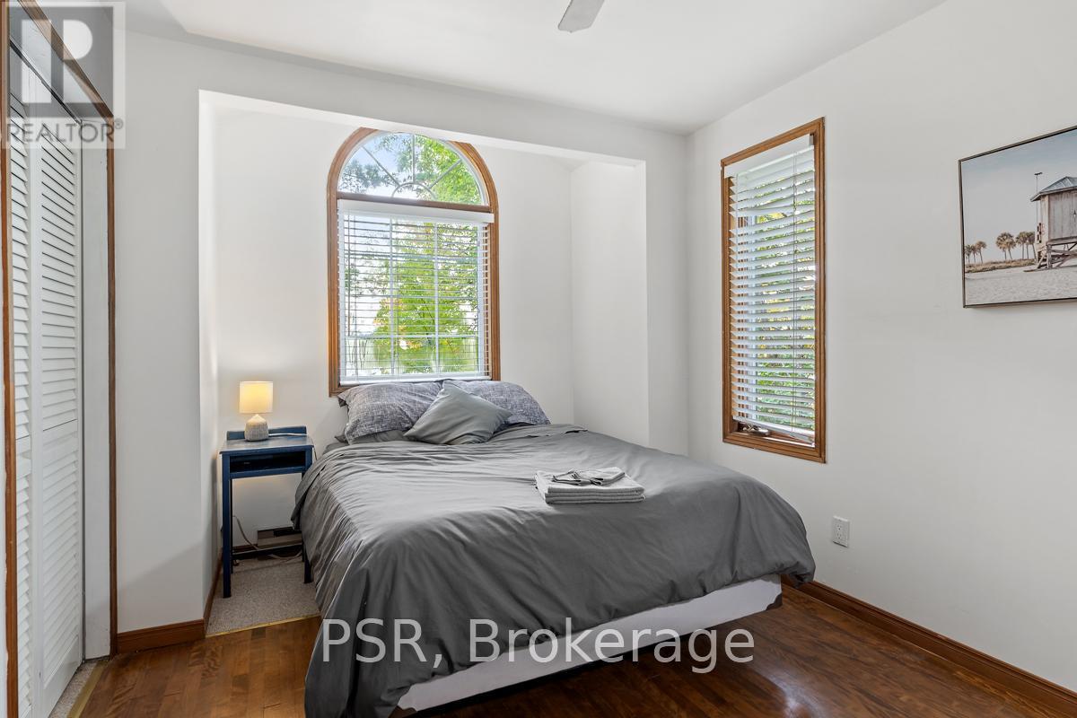 1-1356 & 1357 Peninsula Road, Muskoka Lakes, Ontario  P0B 1J0 - Photo 21 - X12308178