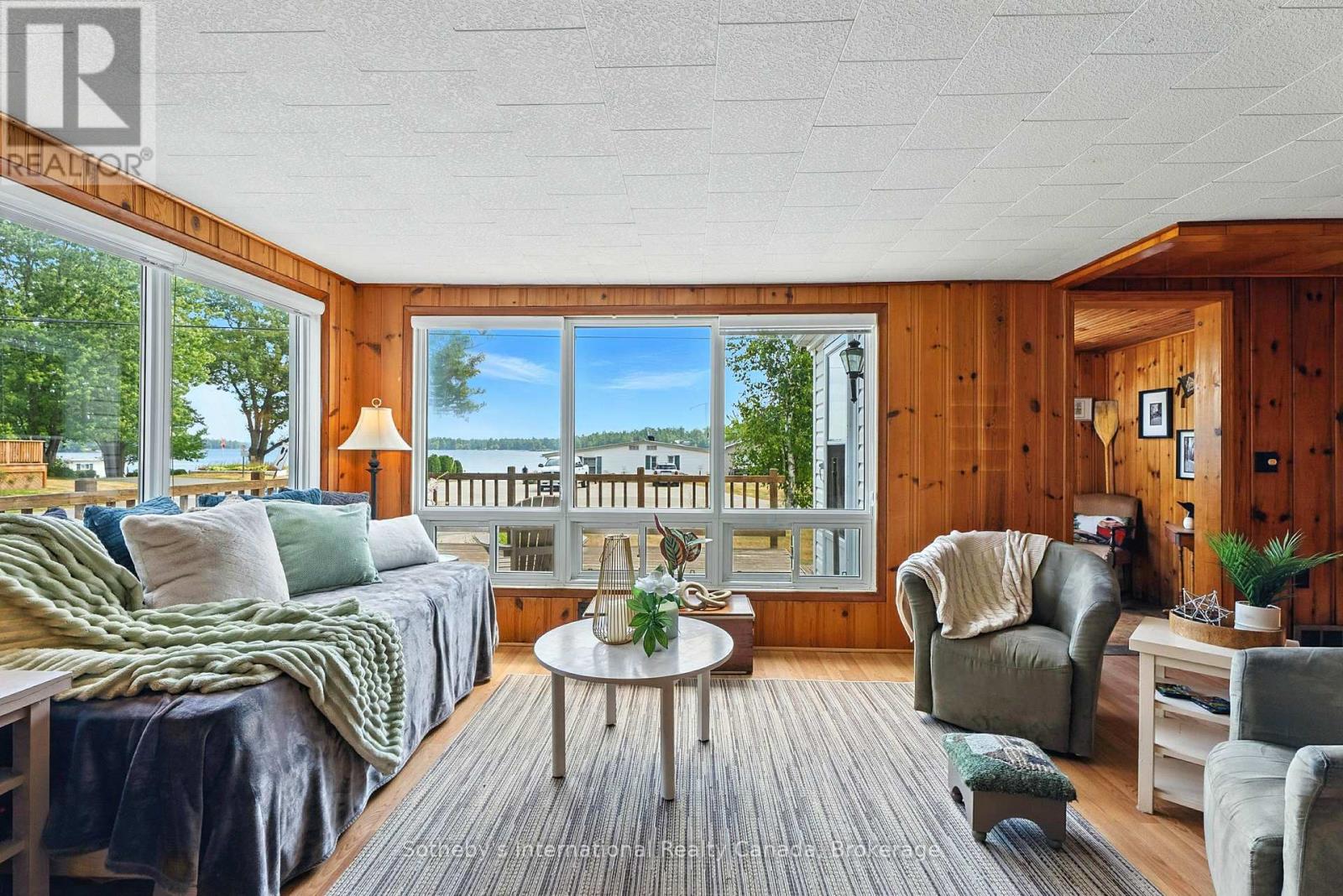 1120 South Kahshe Lake Road, Gravenhurst, Ontario  P0E 1G0 - Photo 2 - X12309534